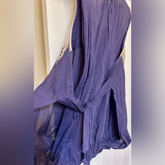 Dex Sleeveless Blouse, 100% Cotton.  Size Medium. - Picture 9 of 9